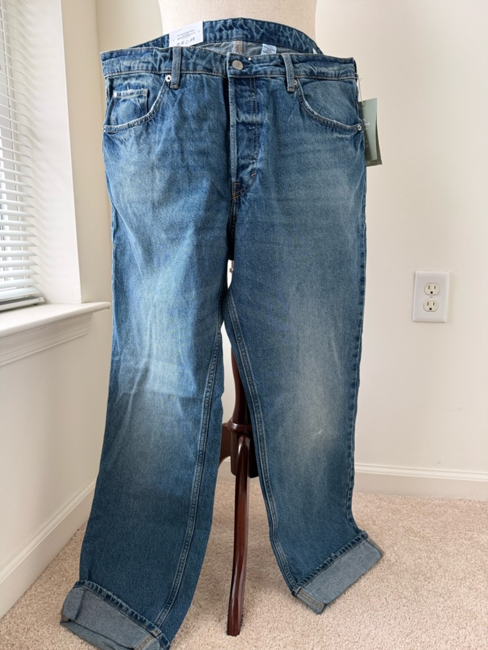 H&M Women's Faded Blue Boyfriend Jeans